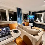Sushi 2 Fast Wifi 1gbs 85'tv Hbo Disney+ Amazontv Lejlighed Warszawa