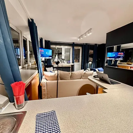 Sushi 2 Fast Wifi 1gbs 85'tv Hbo Disney+ Amazontv Lejlighed Warszawa