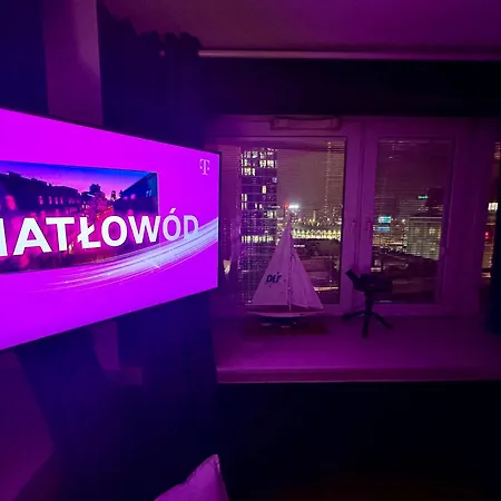 Sushi 2 Fast Wifi 1gbs 85'tv Hbo Disney+ Amazontv * Warsaw