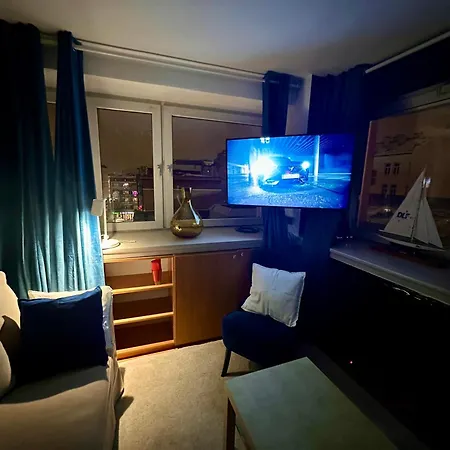 Apartment Sushi 2 Fast Wifi 1gbs 85'tv Hbo Disney+ Amazontv Warsaw