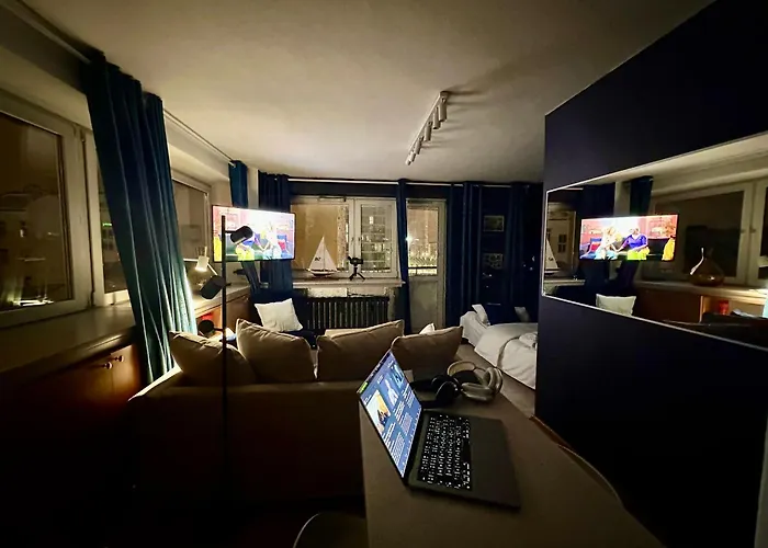 Sushi 2 Fast Wifi 1gbs 85'tv Hbo Disney+ Amazontv Warsaw